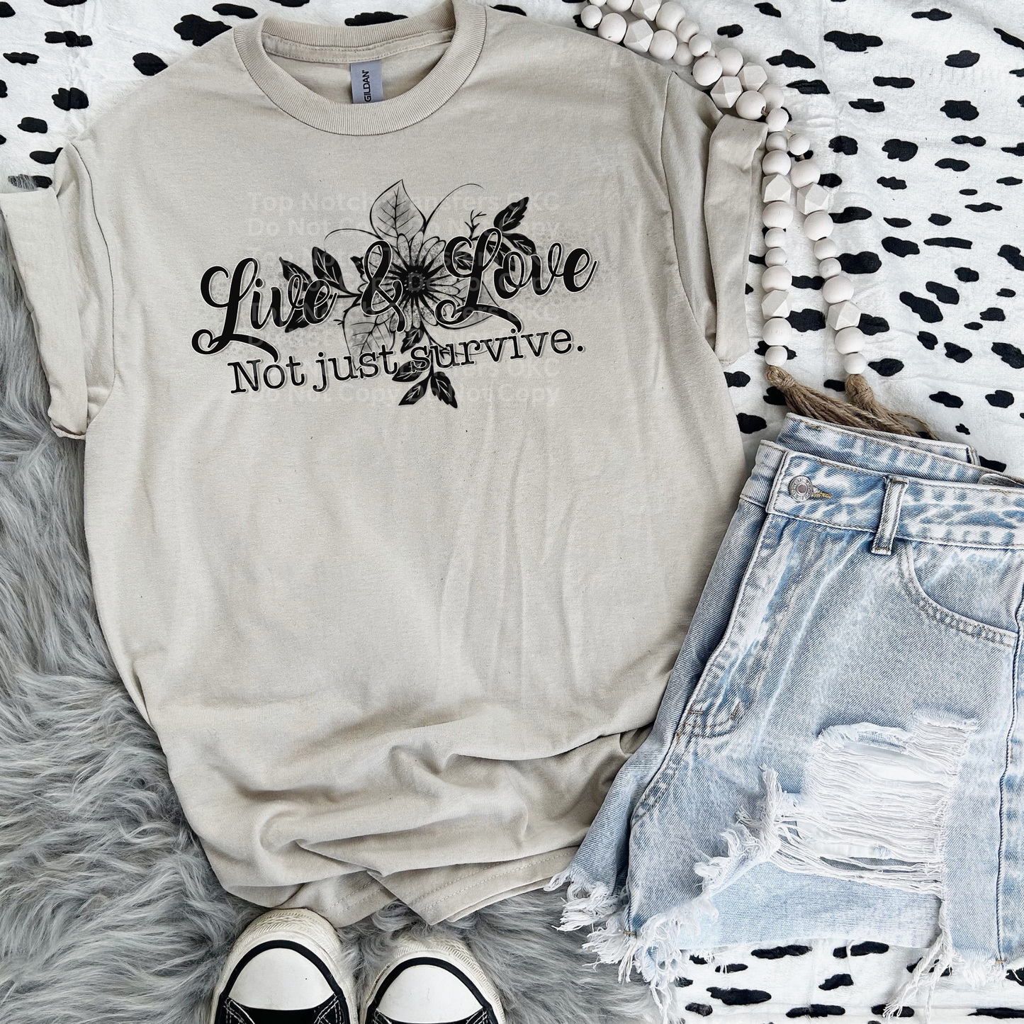 Live & Love Flower (Blk) DTF Transfer