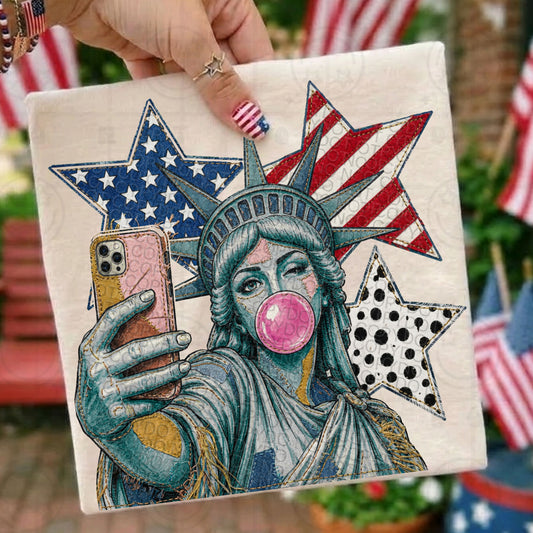 Statue of Liberty Selfie DTF Transfers