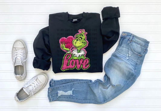 Faux Yarn Love Green Guy Holding Heart DTF Transfer