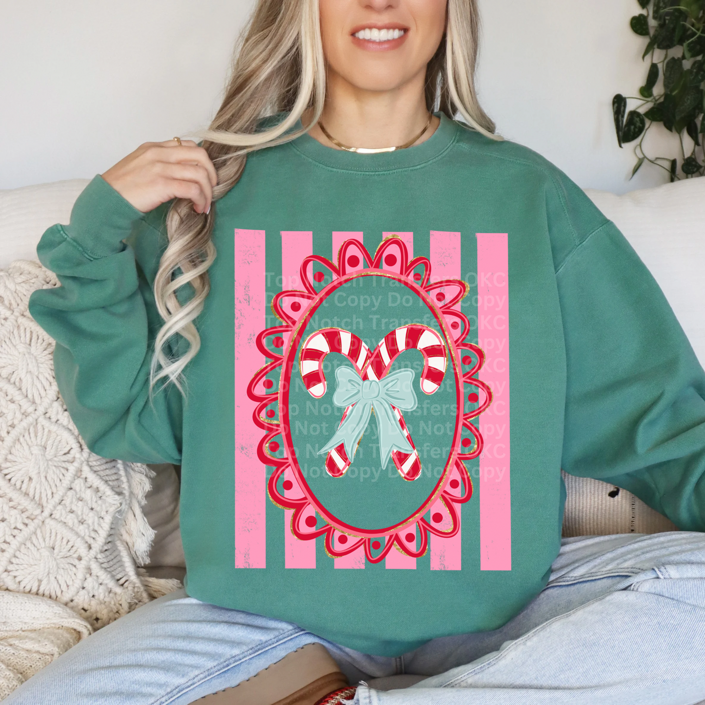 Framed Candy Canes Gold Outline DTF Transfer