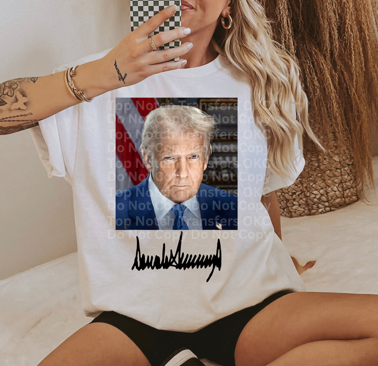 Trump w/ black signature DTF Transfer